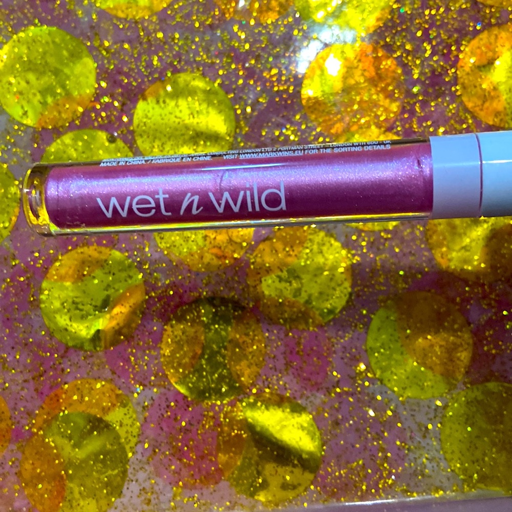 Wet n Wild Lip Gloss - Picture 2 of 8